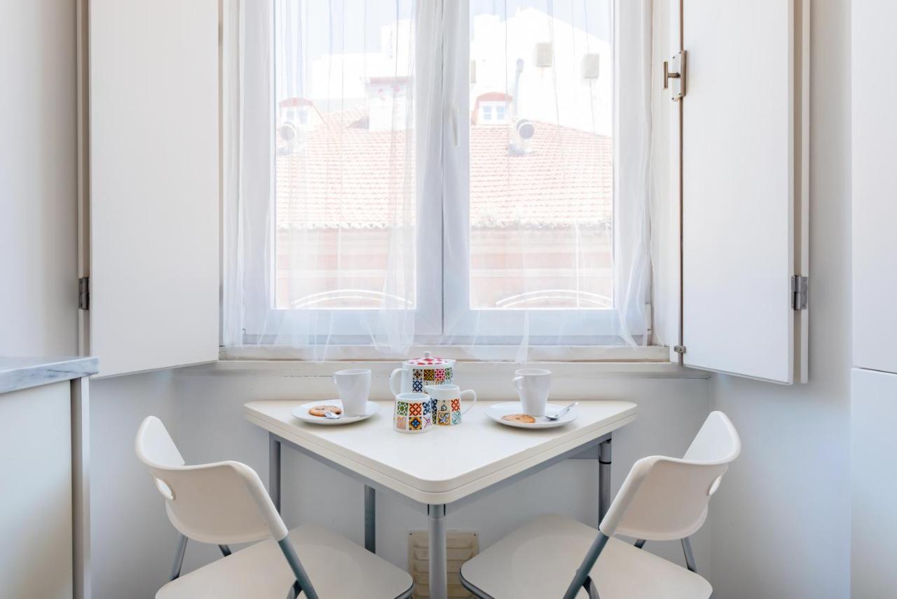 Chiado Prime Camoes Apartment Lisbon Exterior photo